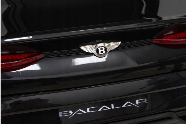 Vienvietis vaikiškas elektromobilis Bentley Bacalar